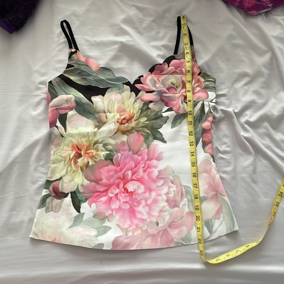 Ted Baker
Cernia Painted Posie Scalloped Camisole - Picture 16 of 16